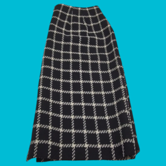 Fall Winter Timeless Black & White Plaid Window Pane Size 12 Talbot's Wool Skirt - Picture 13 of 14